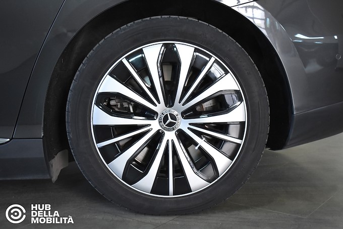 MERCEDES-BENZ EQE 350+ Advanced